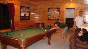 Cabin pool table